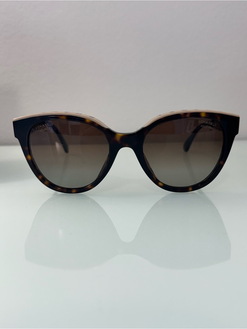 CHANEL Tortoiseshell Cat Eye Sunglasses - Brown Gradient